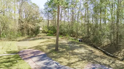 24 Holly Springs Drive Conroe TX 77302