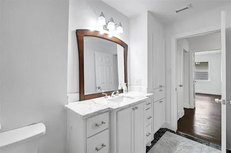 4713 Kinglet Street Houston TX 77035