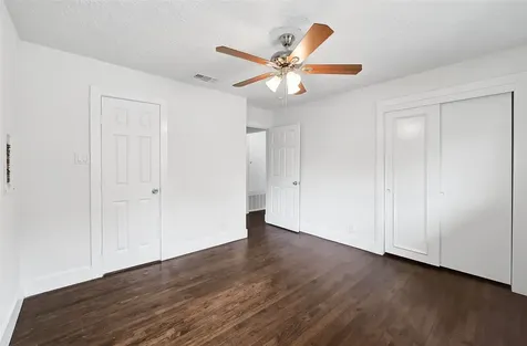 4713 Kinglet Street Houston TX 77035