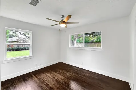 4713 Kinglet Street Houston TX 77035