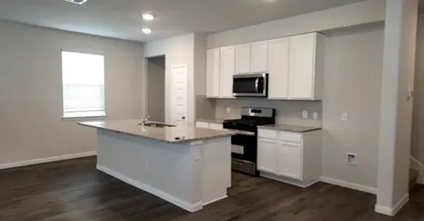 946 Grand Emperor Houston TX 77073