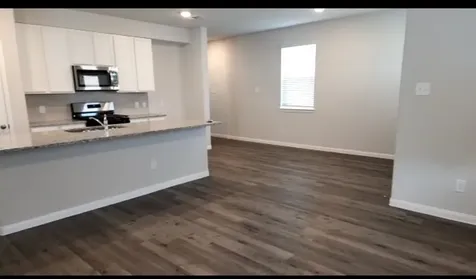 946 Grand Emperor Houston TX 77073