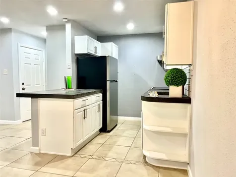 2750 Holly Hall Street 605 Houston TX 77054