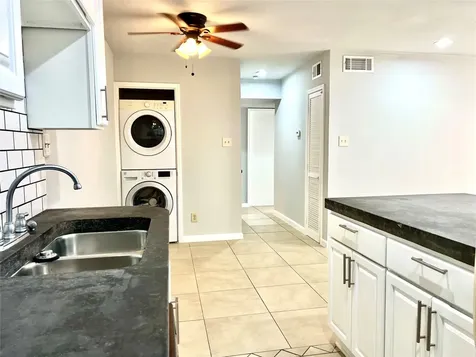 2750 Holly Hall Street 605 Houston TX 77054