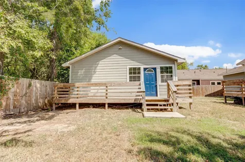 8709 Knox Street B Houston TX 77088