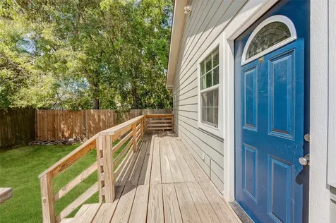 8709 Knox Street B Houston TX 77088
