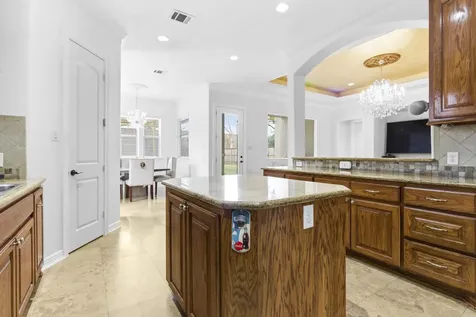 8606 Argentina Street Jersey Village TX 77040