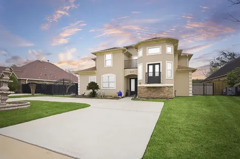 8606 Argentina Street Jersey Village TX 77040