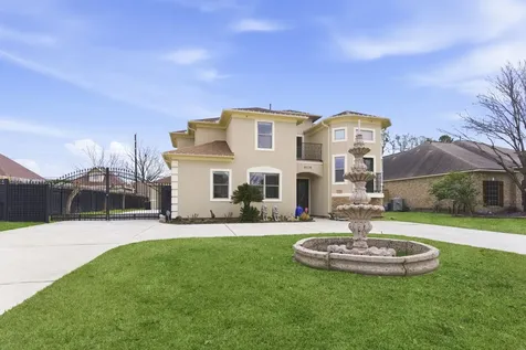 8606 Argentina Street Jersey Village TX 77040