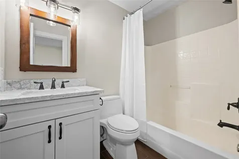 16887 Mammoth Springs Drive Houston TX 77095