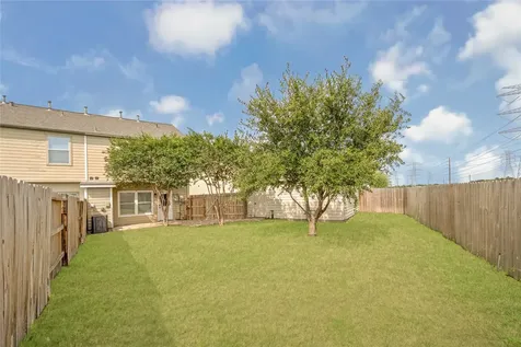 16887 Mammoth Springs Drive Houston TX 77095