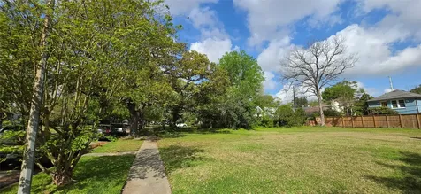 2024 Milford Street Houston TX 77098