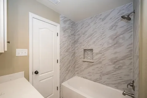 11038 Waxwing Street Houston TX 77035
