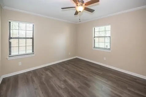11038 Waxwing Street Houston TX 77035