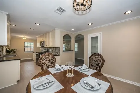 11038 Waxwing Street Houston TX 77035
