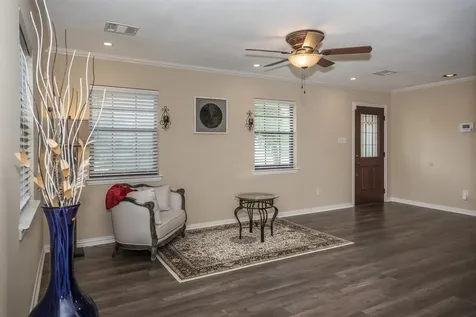 11038 Waxwing Street Houston TX 77035
