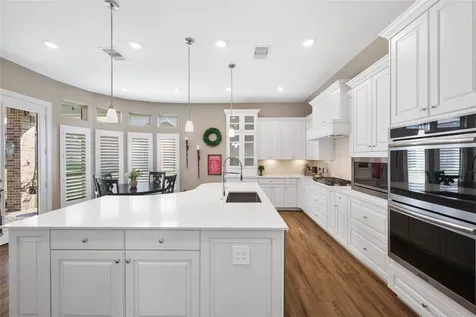 1014 Lakemont Bend Lane Pinehurst TX 77362