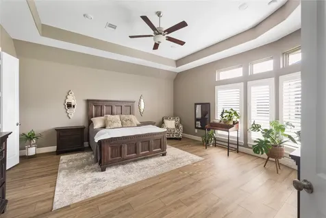1014 Lakemont Bend Lane Pinehurst TX 77362