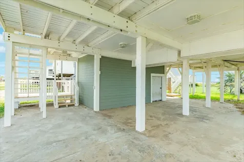 805 Seashell Drive Surfside Beach TX 77541