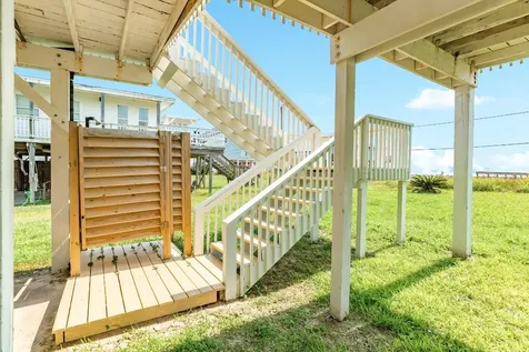 805 Seashell Drive Surfside Beach TX 77541