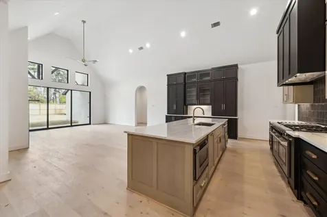 422 Venado View Court Conroe TX 77304