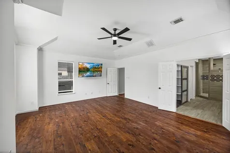 1305 Buttonwood Drive Friendswood TX 77546