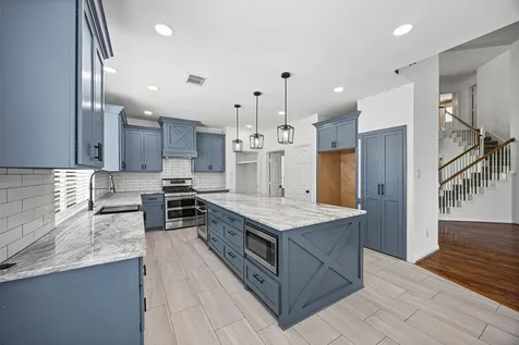 1305 Buttonwood Drive Friendswood TX 77546