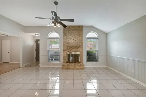 15642 Meadow Village Drive Houston TX 77095