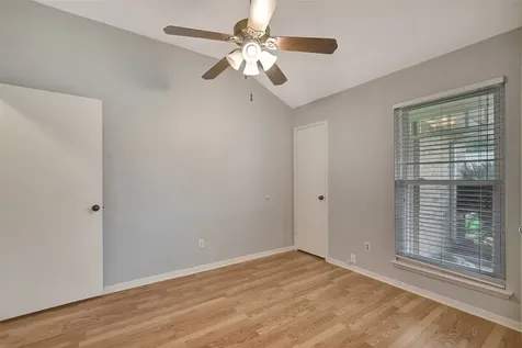 15642 Meadow Village Drive Houston TX 77095
