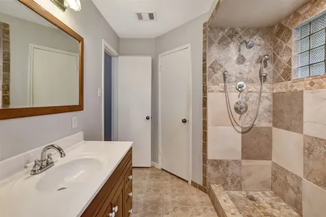 15642 Meadow Village Drive Houston TX 77095