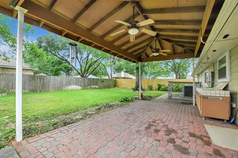 15642 Meadow Village Drive Houston TX 77095