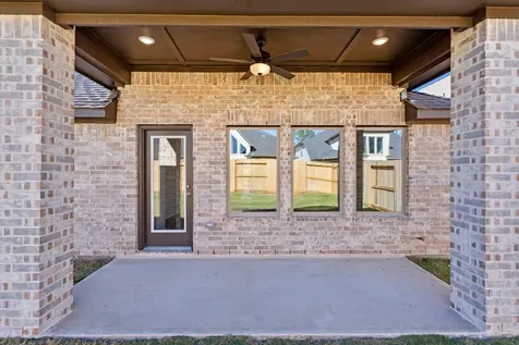 9511 Sierra Crest Lane Porter TX 77365