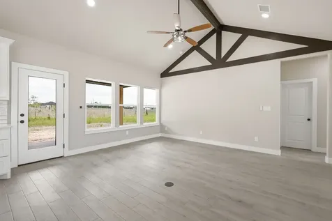 4432 Collton Lane Franklin TX 77856