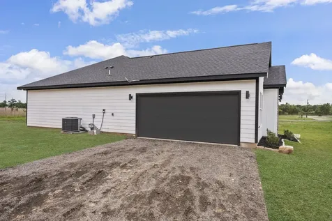 4432 Collton Lane Franklin TX 77856