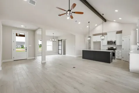 4432 Collton Lane Franklin TX 77856
