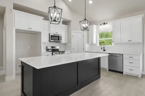 4432 Collton Lane Franklin TX 77856