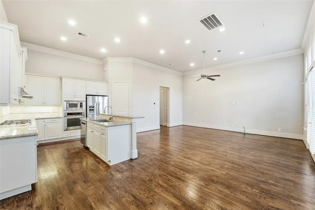 4142 Woodwind Lane Houston TX 77025