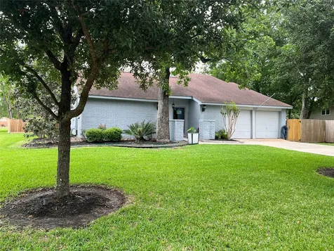 17434 Crows Nest Way Crosby TX 77532