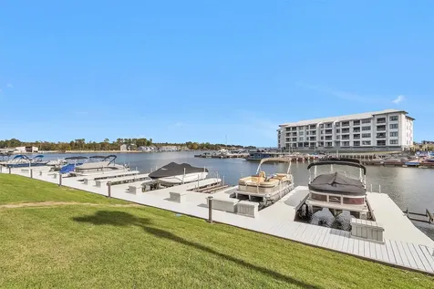 168 Lake Point Boulevard 104 Montgomery TX 77356