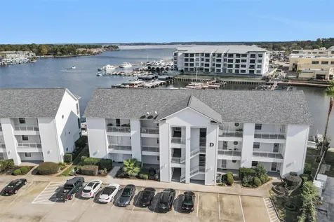 168 Lake Point Boulevard 104 Montgomery TX 77356