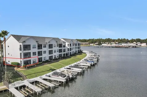 168 Lake Point Boulevard 104 Montgomery TX 77356