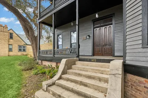 602 S Market Street Brenham TX 77833