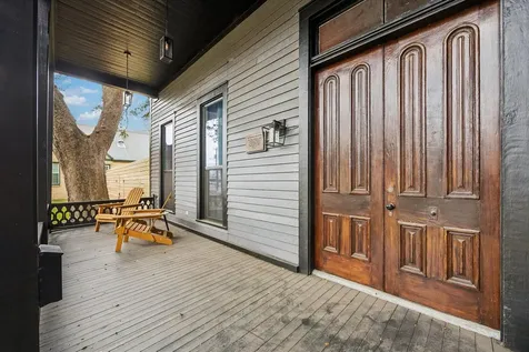 602 S Market Street Brenham TX 77833