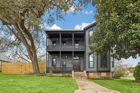 602 S Market Street Brenham TX 77833