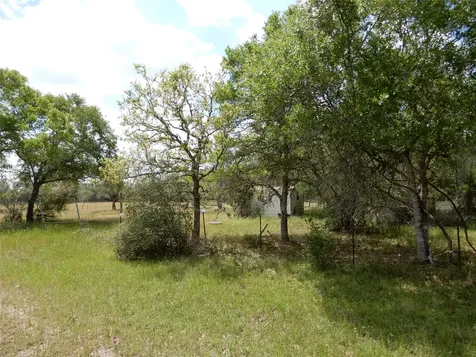 00 Fm 530 Hallettsville TX 77964