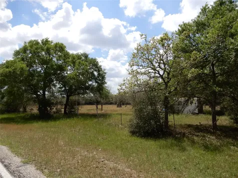 00 Fm 530 Hallettsville TX 77964