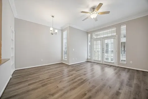 5353 Memorial Drive 2049 Houston TX 77007
