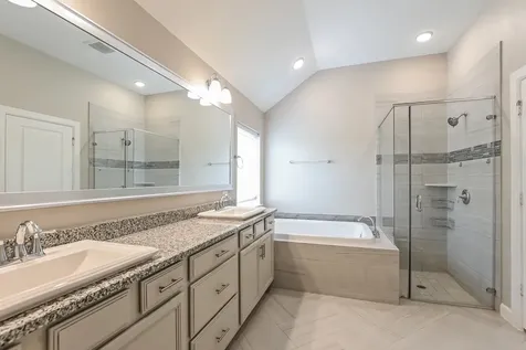 10327 Armstrong Drive Iowa Colony TX 77583