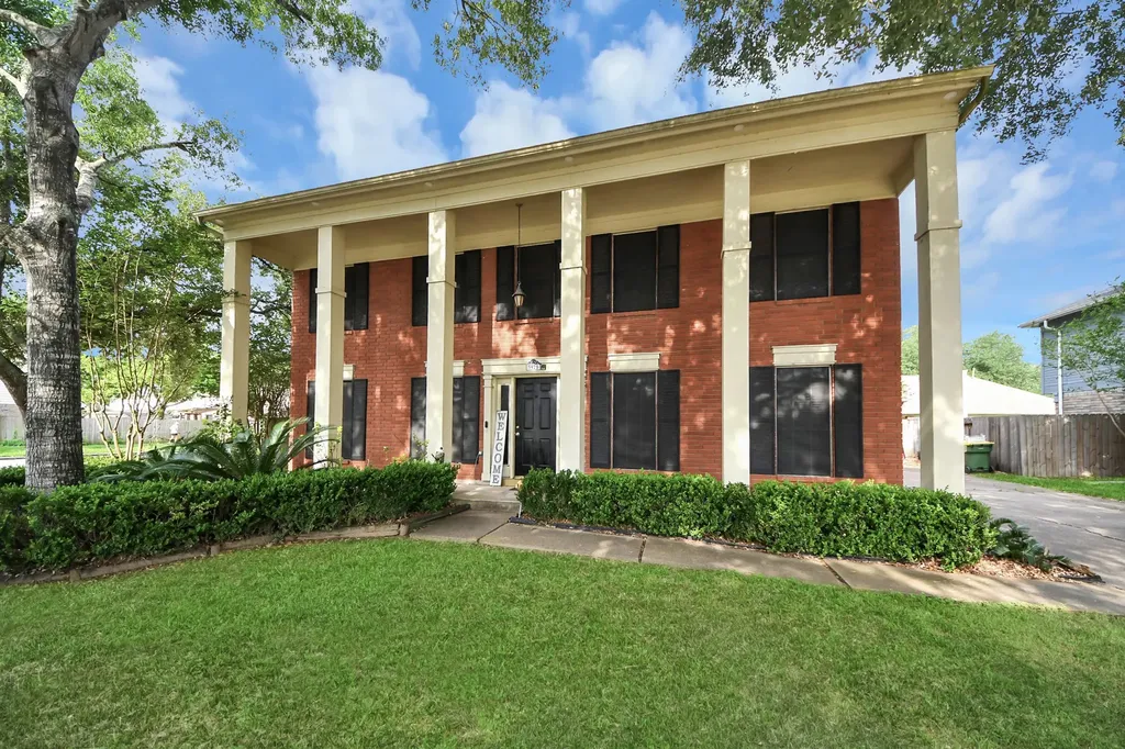 3925 Spring Crest Court Pearland TX 77584