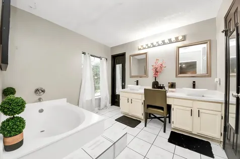 3925 Spring Crest Court Pearland TX 77584